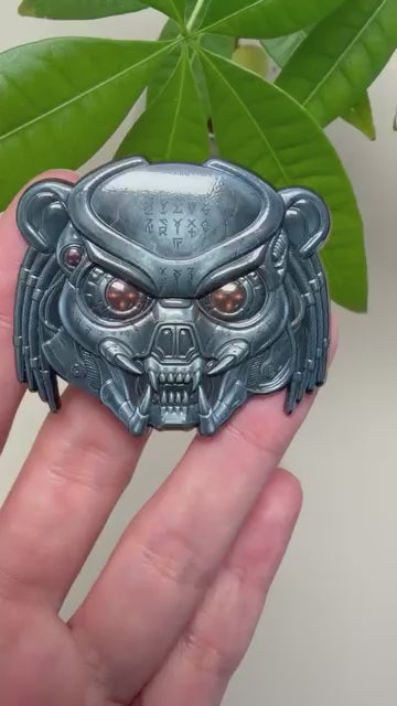 Predator Mask and trophy spine